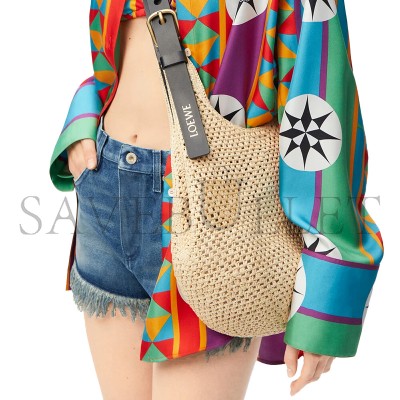 LOEWE SMALL PUNCH HOLE HOBO IN RAFFIA AND CALFSKIN A914W86X01 (43*40*40cm)